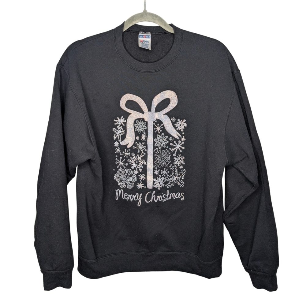 Vintage Jerzees Merry Christmas‎ Sweatshirt Black Snowflake Gift Bow M